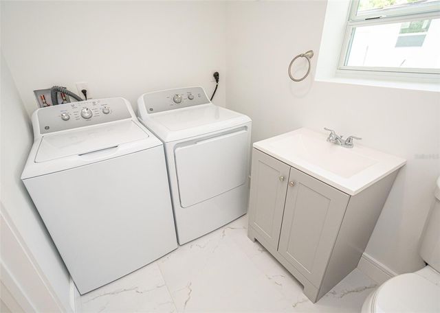 20720 NW 34 AVENUE, Miami Gardens, FL 33056