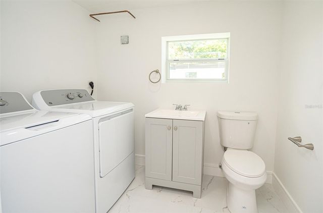 20720 NW 34 AVENUE, Miami Gardens, FL 33056