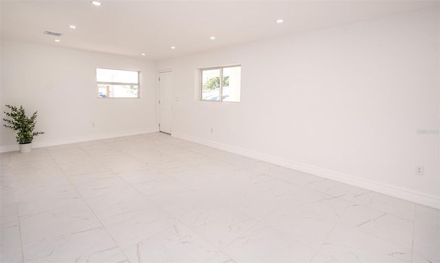 20720 NW 34 AVENUE, Miami Gardens, FL 33056