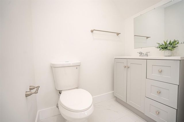 20720 NW 34 AVENUE, Miami Gardens, FL 33056