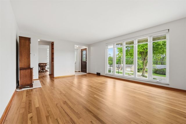 6 Greenview Drive, Robinson Twp, PA 15136