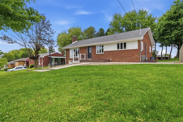 6 Greenview Drive, Robinson Twp, PA 15136