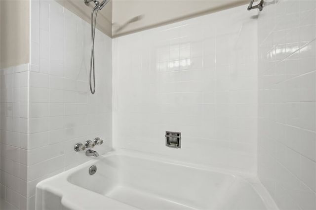 6 Greenview Drive, Robinson Twp, PA 15136