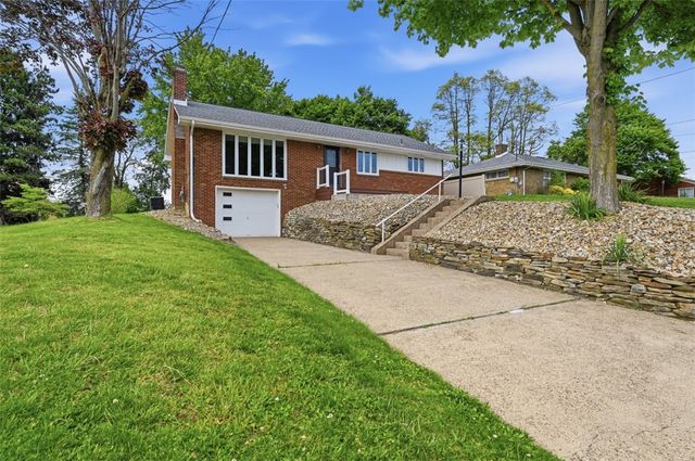 6 Greenview Drive, Robinson Twp, PA 15136