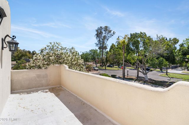 46 W 2ND Street, Mesa, AZ 85201