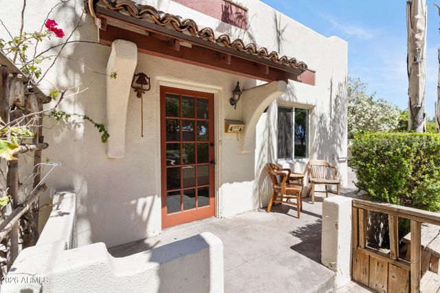 46 W 2ND Street, Mesa, AZ 85201