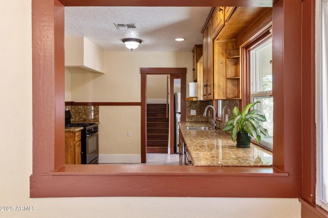 46 W 2ND Street, Mesa, AZ 85201