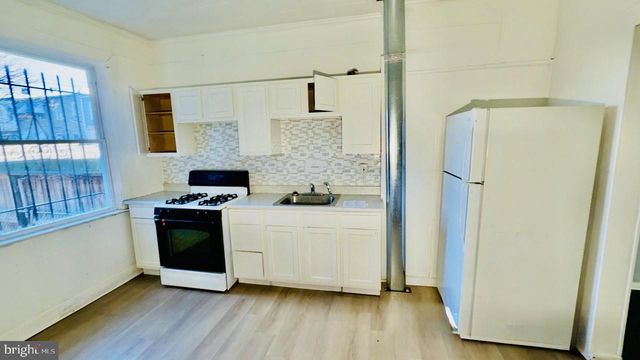 3102 E FAIRMOUNT AVE, Baltimore, MD 21224