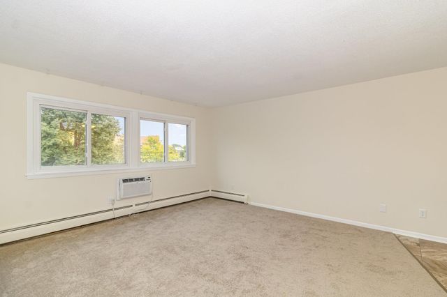 2616 Harriet Avenue 303, Minneapolis, MN 55408