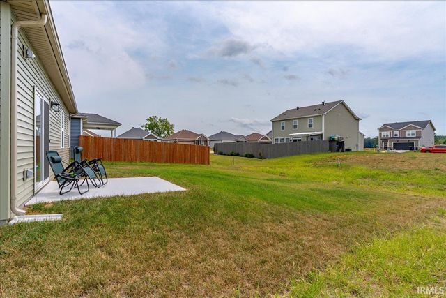 4641 Chelmsford Drive, Newburgh, IN 47630