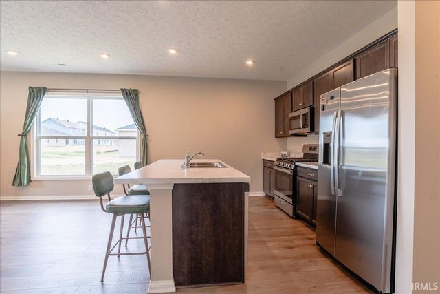 4641 Chelmsford Drive, Newburgh, IN 47630