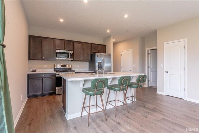 4641 Chelmsford Drive, Newburgh, IN 47630