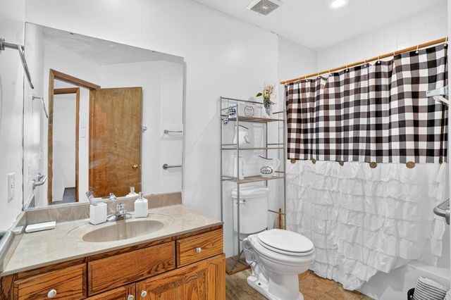 3204 S Nettleton Avenue, Springfield, MO 65807