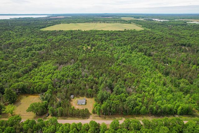W5981 9th Street, Necedah, WI 54646
