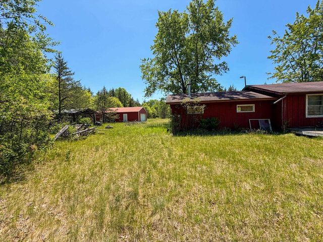 W5981 9th Street, Necedah, WI 54646