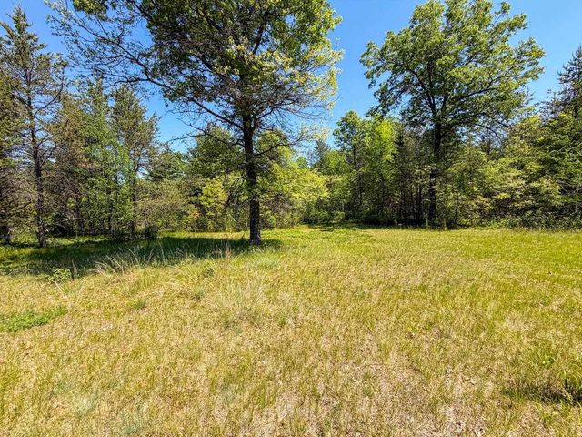 W5981 9th Street, Necedah, WI 54646