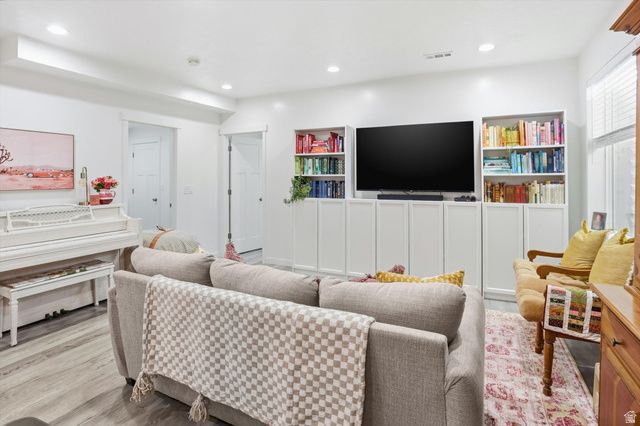 271 N 110 W, Vineyard, UT 84059