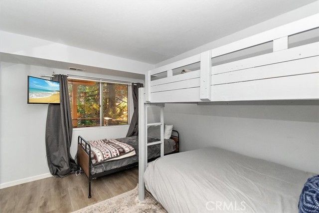 598 Dahlia Drive, Green Valley Lake, CA 92341