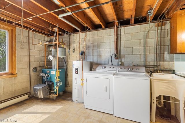 7903 E Liberty Street, Hubbard, OH 44425