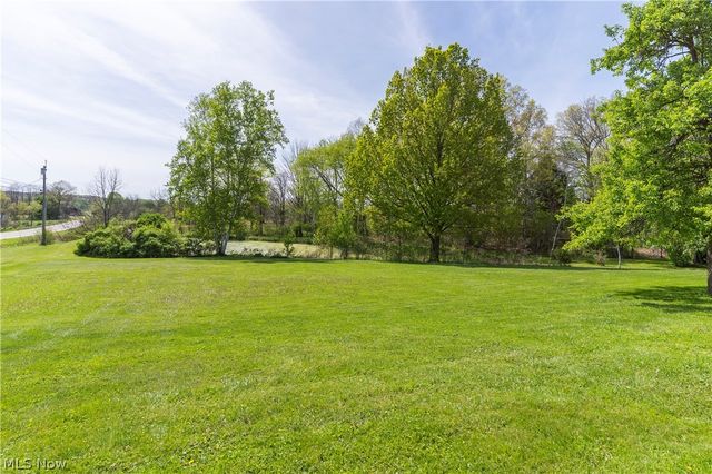 7903 E Liberty Street, Hubbard, OH 44425