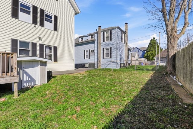 477 Palmer St, Fall River, MA 02721