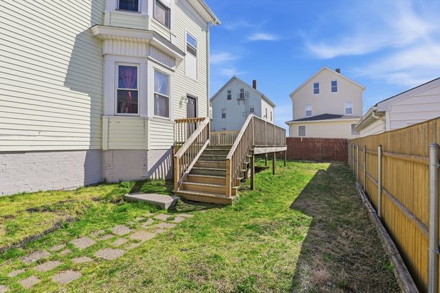 477 Palmer St, Fall River, MA 02721