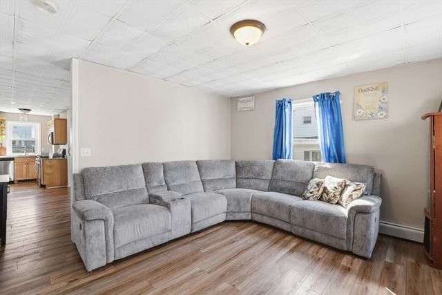 477 Palmer St, Fall River, MA 02721