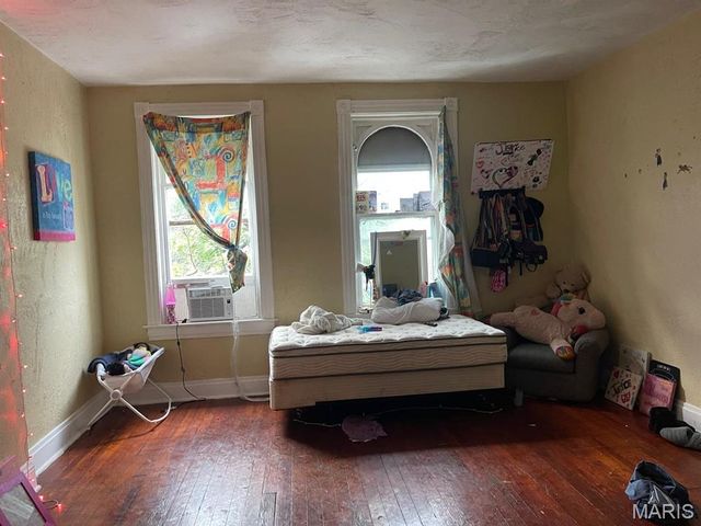 3240 Gravois Avenue, St Louis, MO 63118