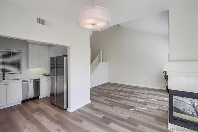 3717 Ruette De Ville, San Diego, CA 92130