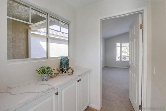 3717 Ruette De Ville, San Diego, CA 92130