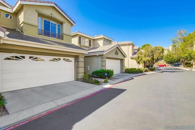 3717 Ruette De Ville, San Diego, CA 92130