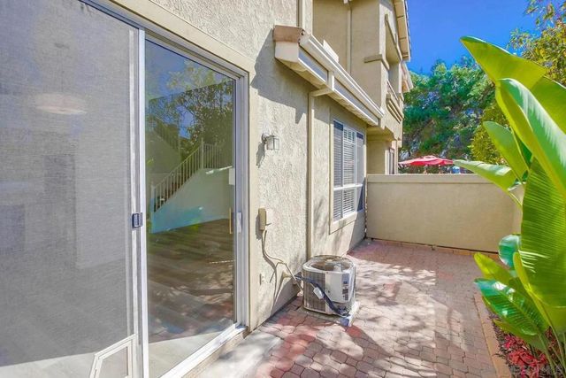 3717 Ruette De Ville, San Diego, CA 92130