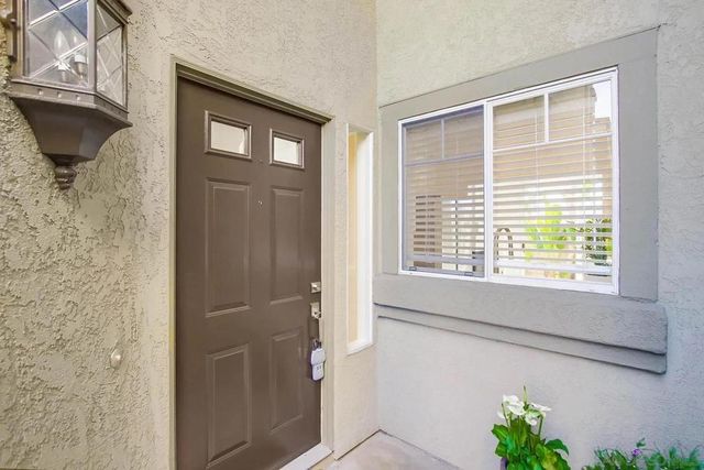 3717 Ruette De Ville, San Diego, CA 92130