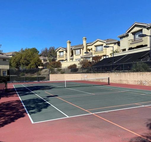 3717 Ruette De Ville, San Diego, CA 92130
