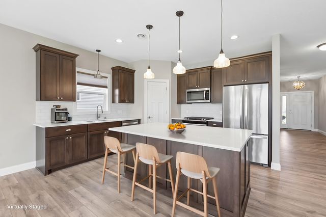 4488 Landmark Drive NE, Saint Michael, MN 55376