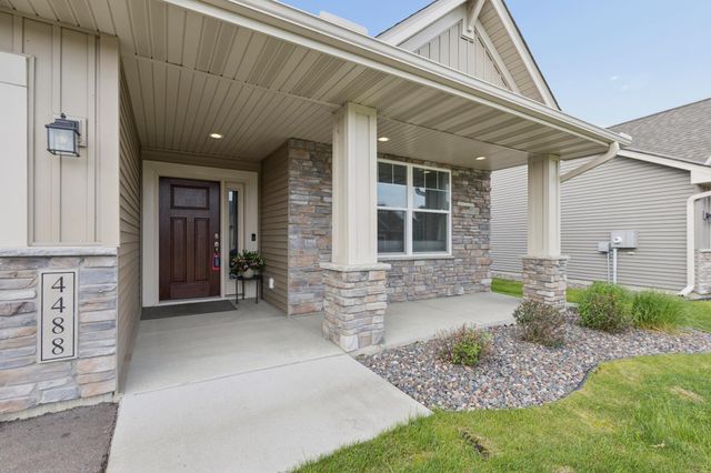 4488 Landmark Drive NE, Saint Michael, MN 55376