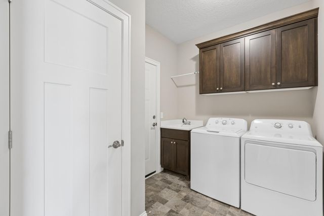4488 Landmark Drive NE, Saint Michael, MN 55376