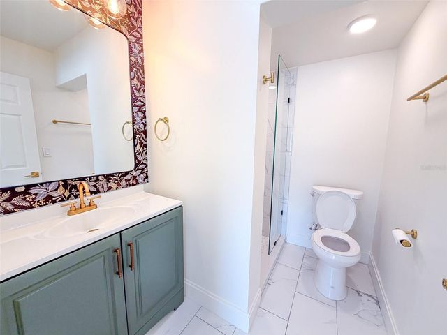 4211 W BAY VIEW AVENUE, Tampa, FL 33611