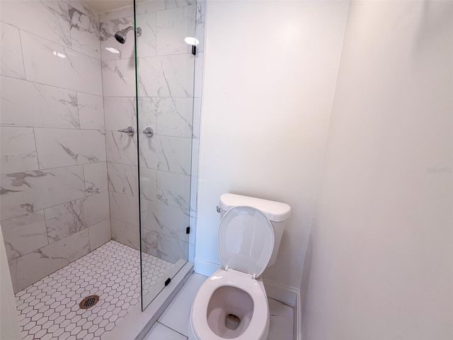 4211 W BAY VIEW AVENUE, Tampa, FL 33611