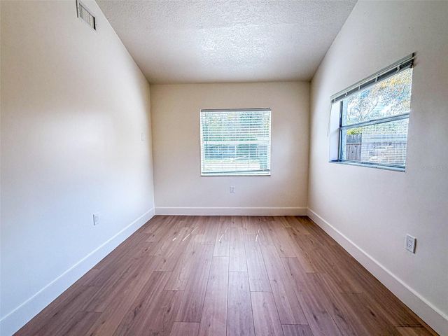 4211 W BAY VIEW AVENUE, Tampa, FL 33611