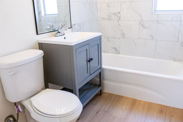 4211 W BAY VIEW AVENUE, Tampa, FL 33611