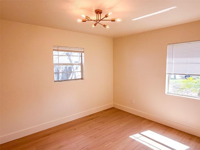 4211 W BAY VIEW AVENUE, Tampa, FL 33611