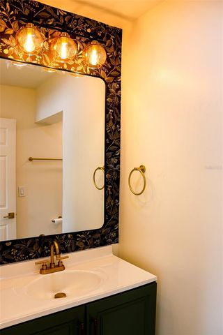 4211 W BAY VIEW AVENUE, Tampa, FL 33611