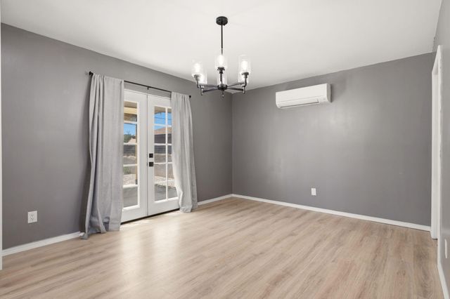 11608 Clifford Avenue NE, Albuquerque, NM 87112