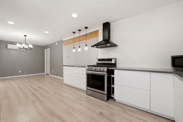11608 Clifford Avenue NE, Albuquerque, NM 87112