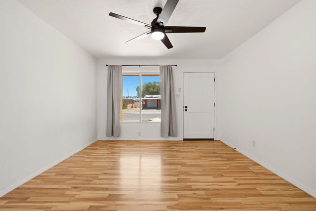 11608 Clifford Avenue NE, Albuquerque, NM 87112