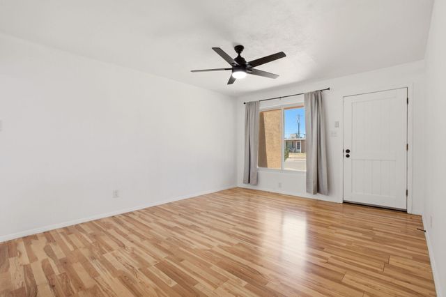11608 Clifford Avenue NE, Albuquerque, NM 87112
