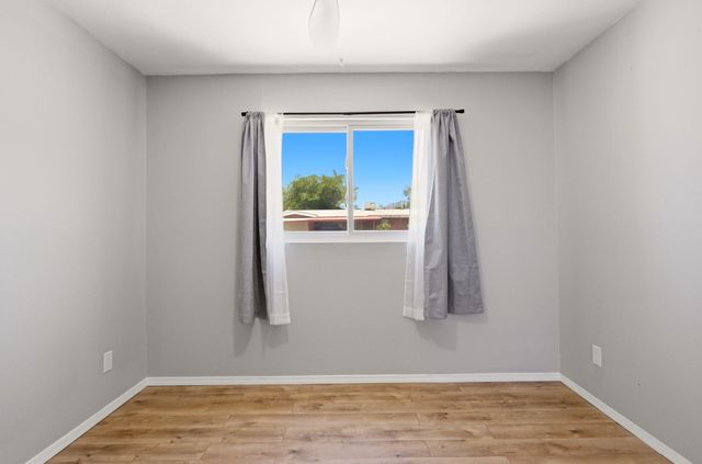 11608 Clifford Avenue NE, Albuquerque, NM 87112