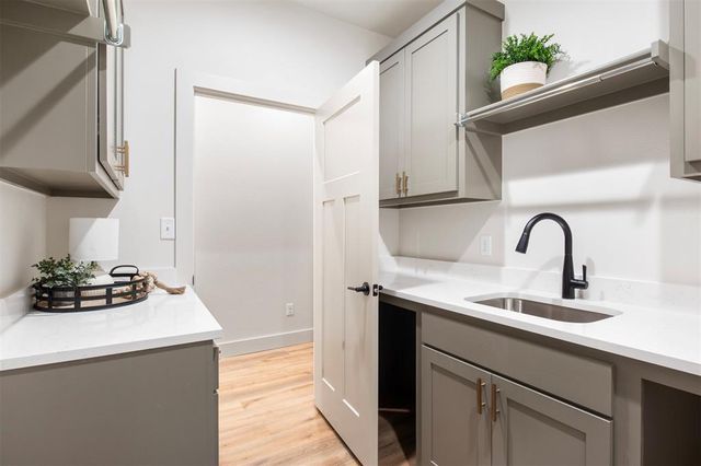 42773 Garrett's Lake Road, Shawnee, OK 74804