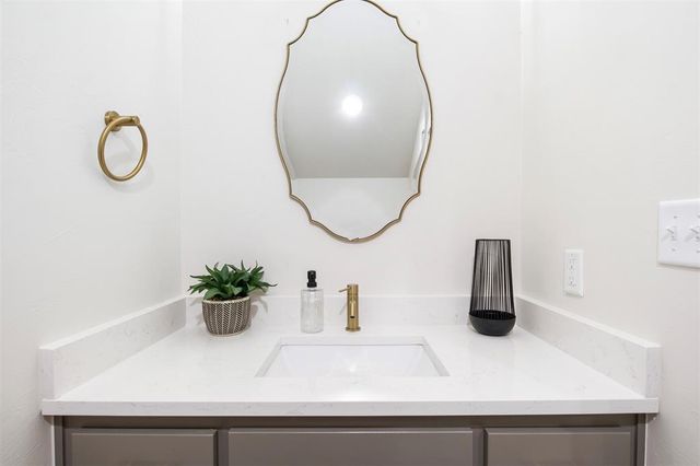 42773 Garrett's Lake Road, Shawnee, OK 74804